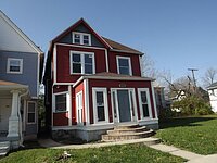 2460 Broadway
